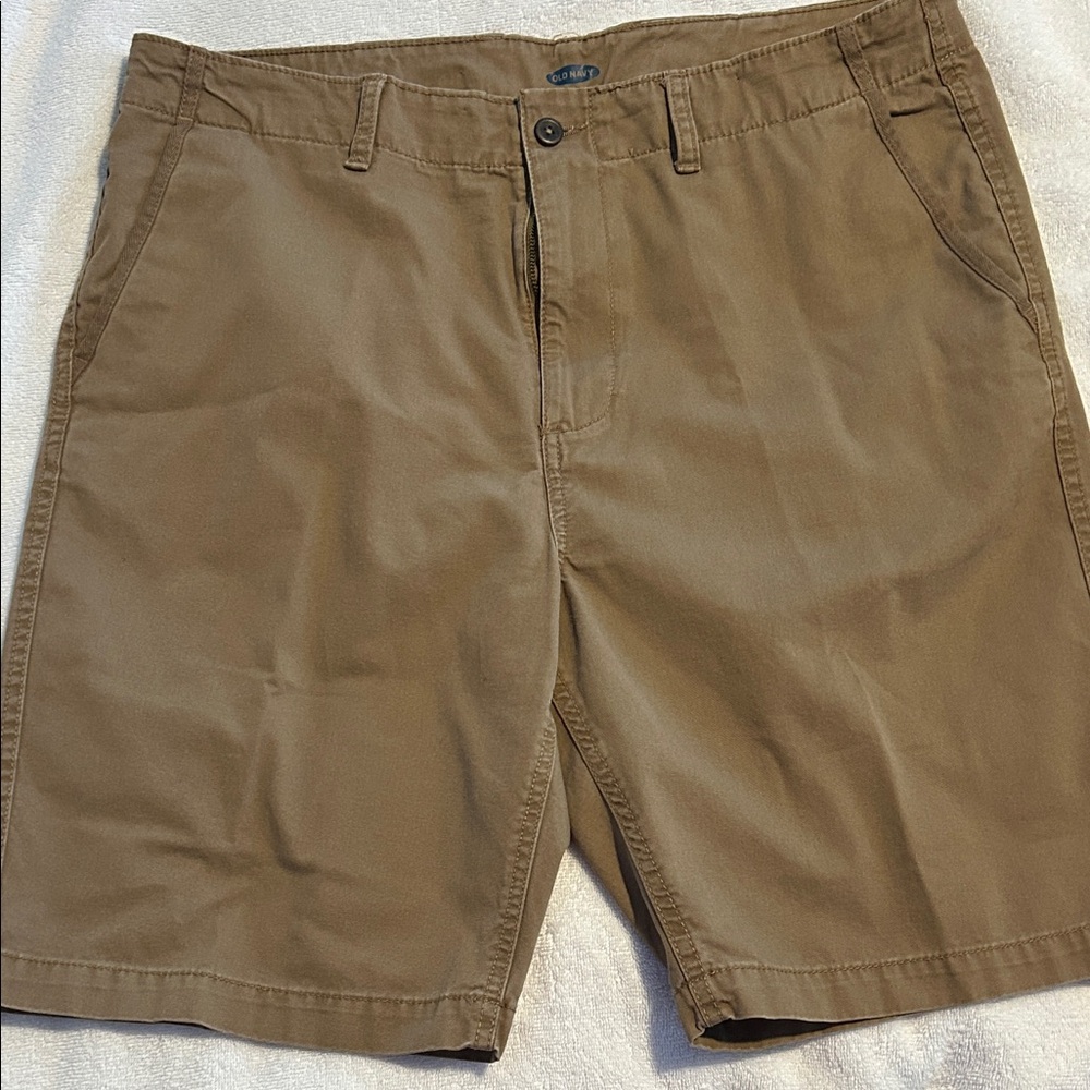 Old Navy Men's Brown Flat Front Shorts